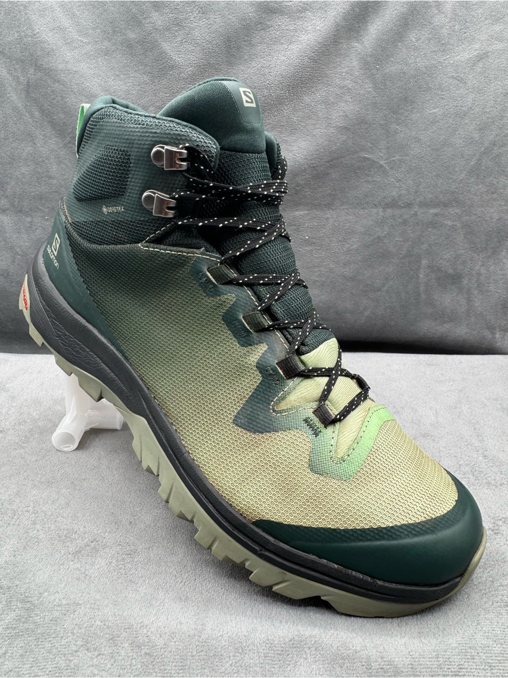Salomon Vaya Mid GTX Waterproof Hiking Boots Green Black Women’s Size 8.5